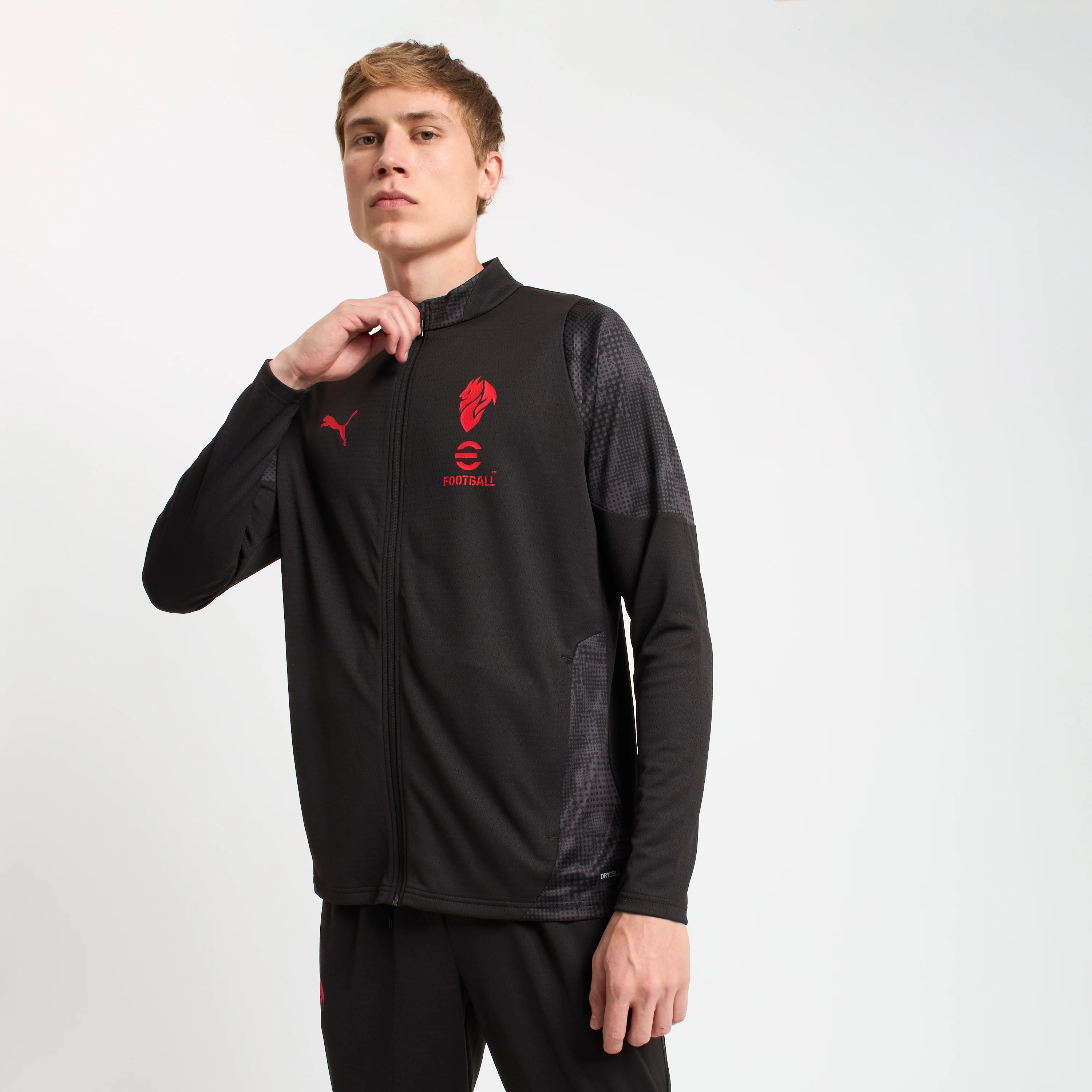 GIACCA NERA MILAN TRAINING 2025/26 CON ZIP E TASCHE - Image 3